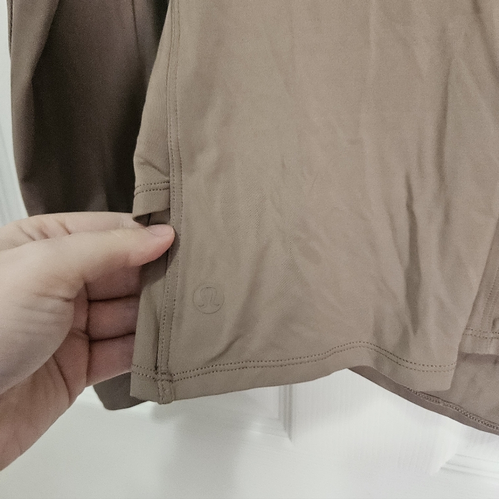 Lululemon Wrap Waist Top - Picture 3 of 3